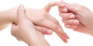 valutab liikumisel liigese hoidke harjade sormed